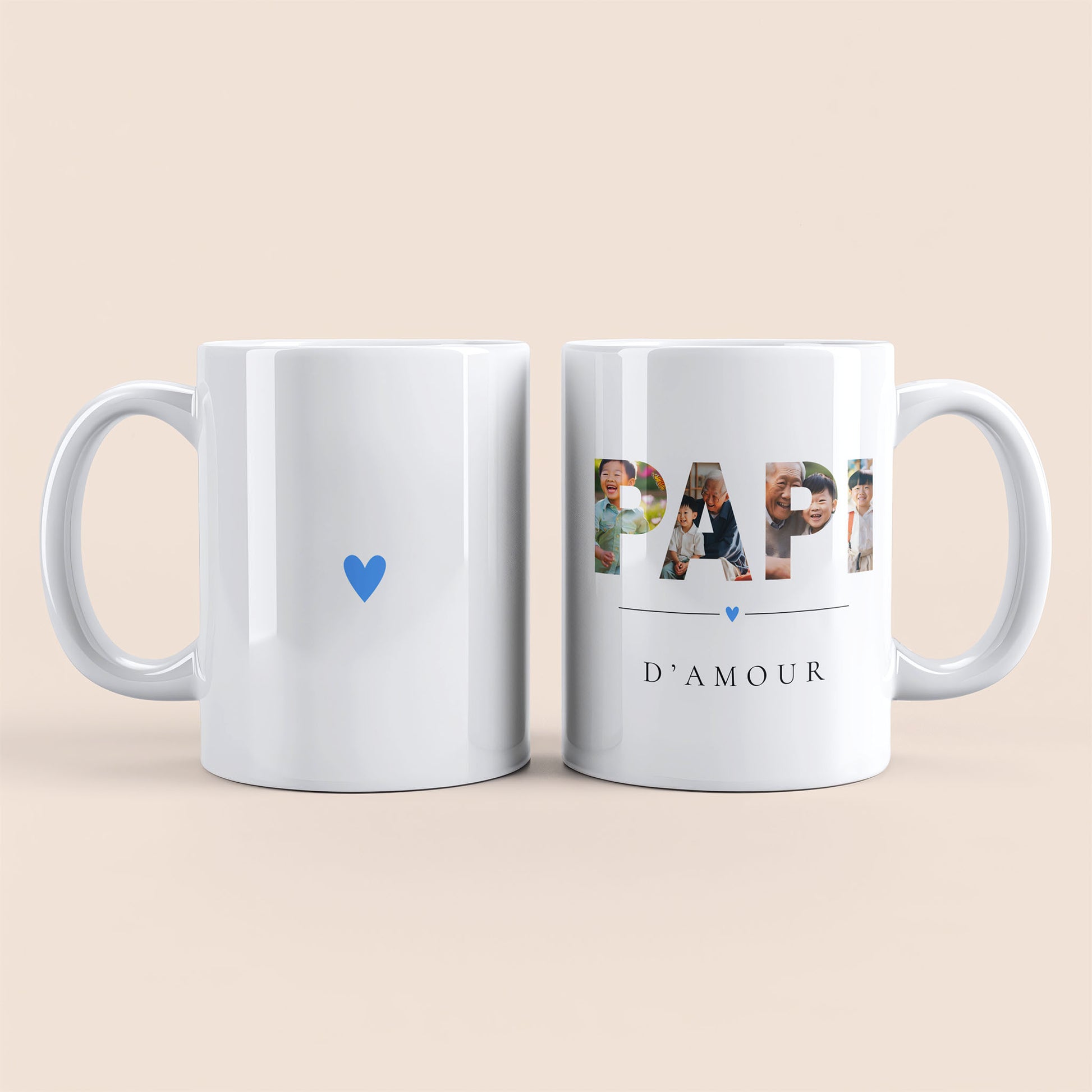 Mug blanc. Lettres "PAPI" contenant des photos personnalisées et texte "D'amour" à droite. Cœur bleu au centre à gauche.
